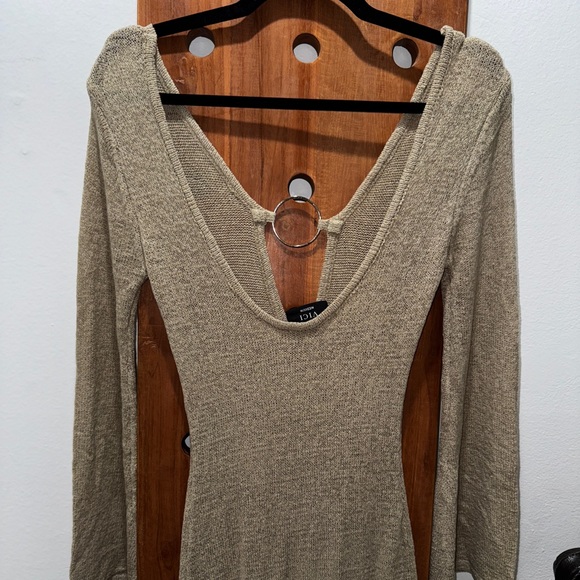 Vici All For Sun O-Ring Bodycon Maxi Dress - Picture 8 of 10